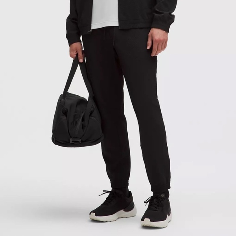 Lululemon License to Train Textured Jogger